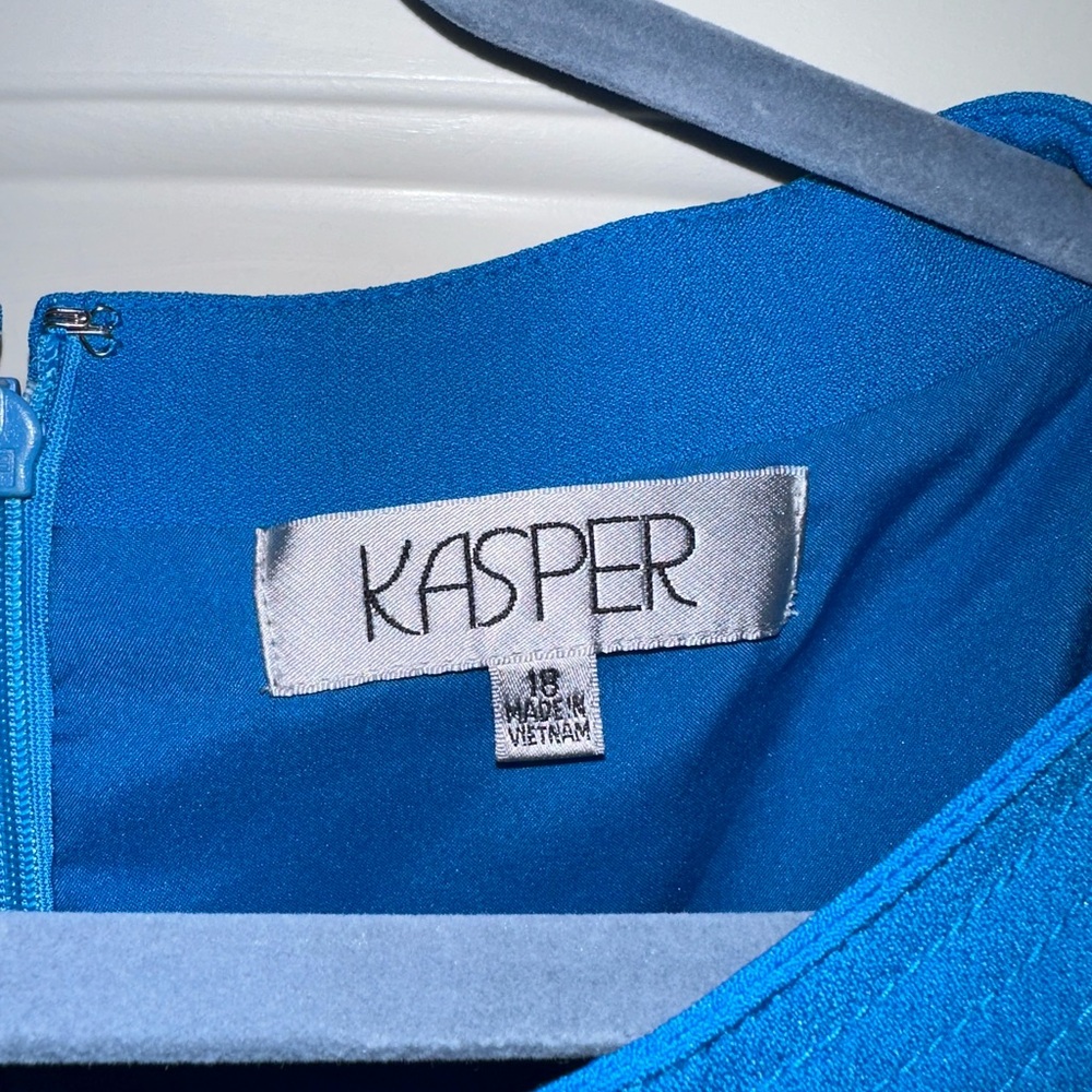 Kasper Vibrant Blue Garment - Picture 3 of 3